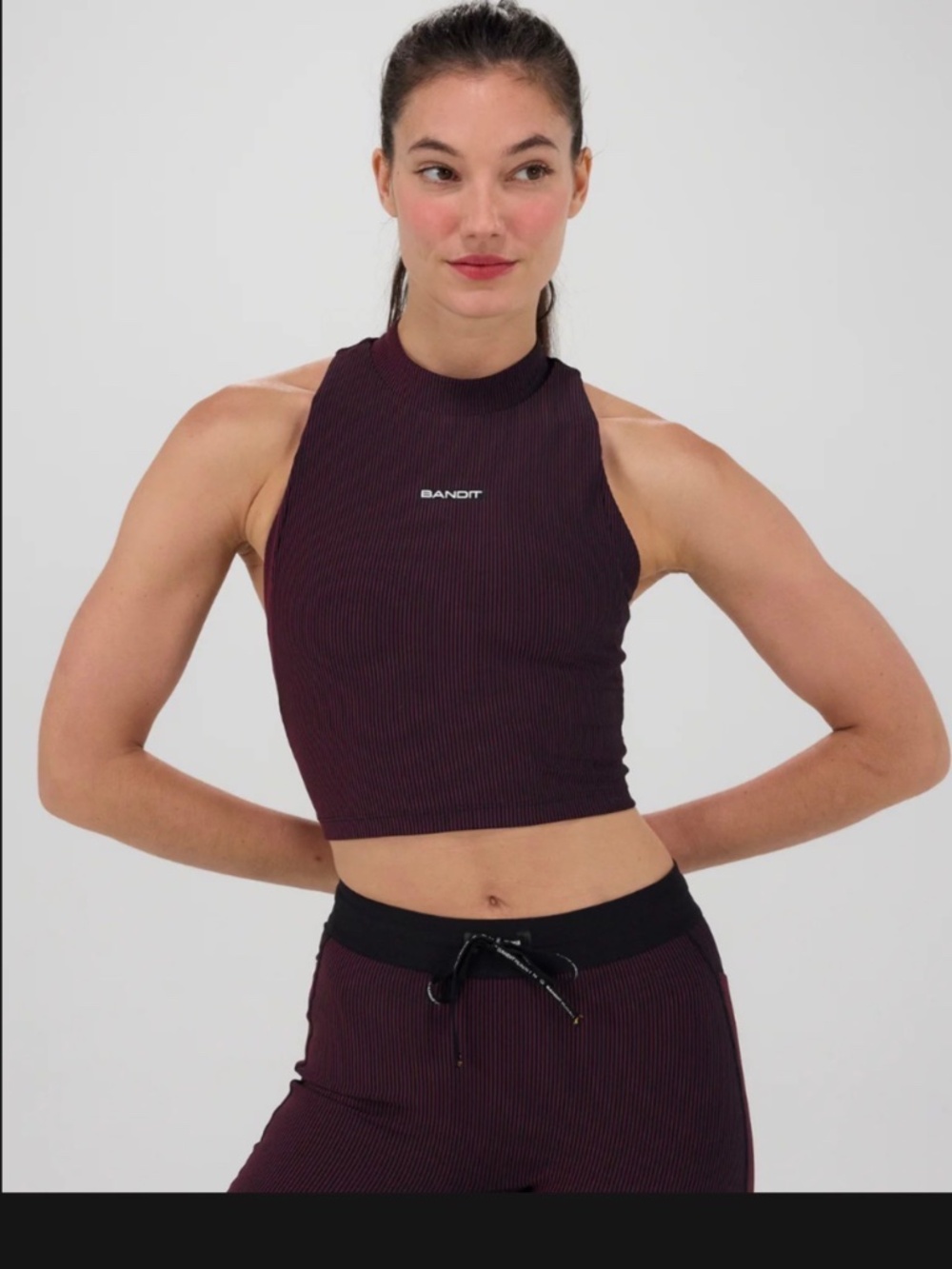 Bandit running STRIPED CADENCE VASO RACE CROP - BLACK / FIG
